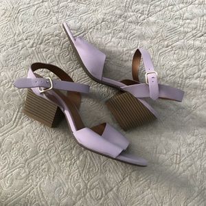 NWOT Lavender Lilac Block Heels